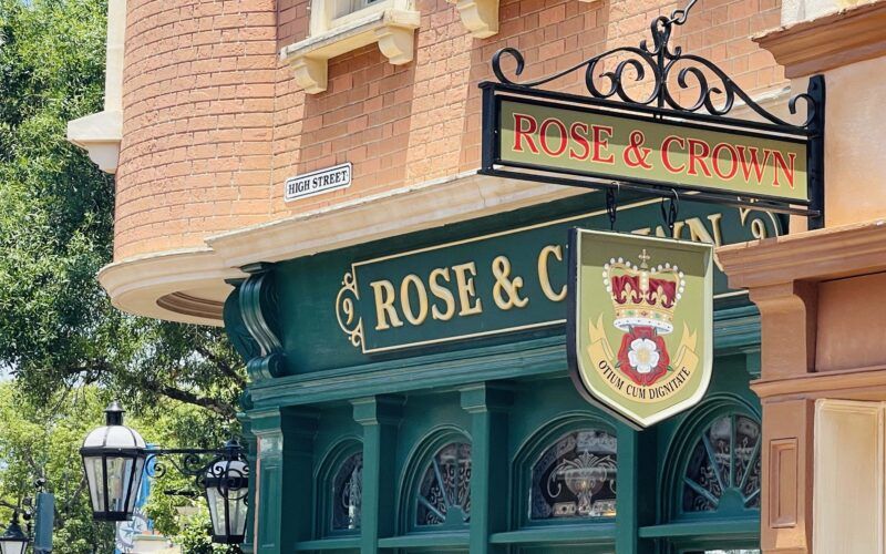 Rose and Crown Dining Room