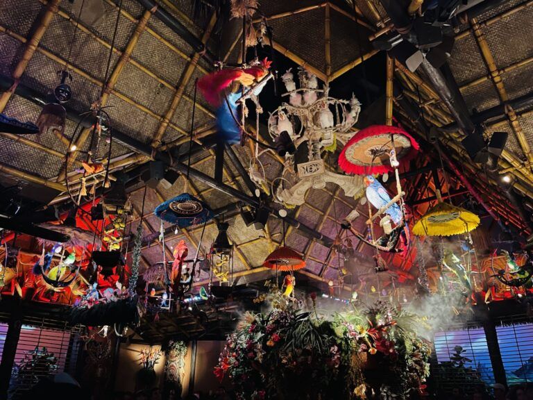 Walt Disney's Enchanted Tiki Room